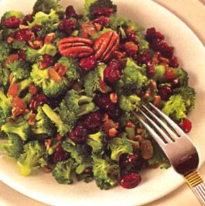 Ensalada de brócoli vegana