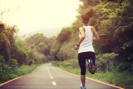 Descubre los beneficios de correr regularmente